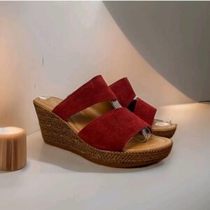 Mariella Made In Italy Platform Red Slip-On Suede Wedge Sandles 7.5M Leather Upp